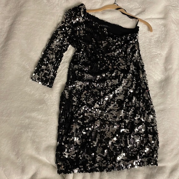Black/silver sequin dress. - Picture 1 of 6